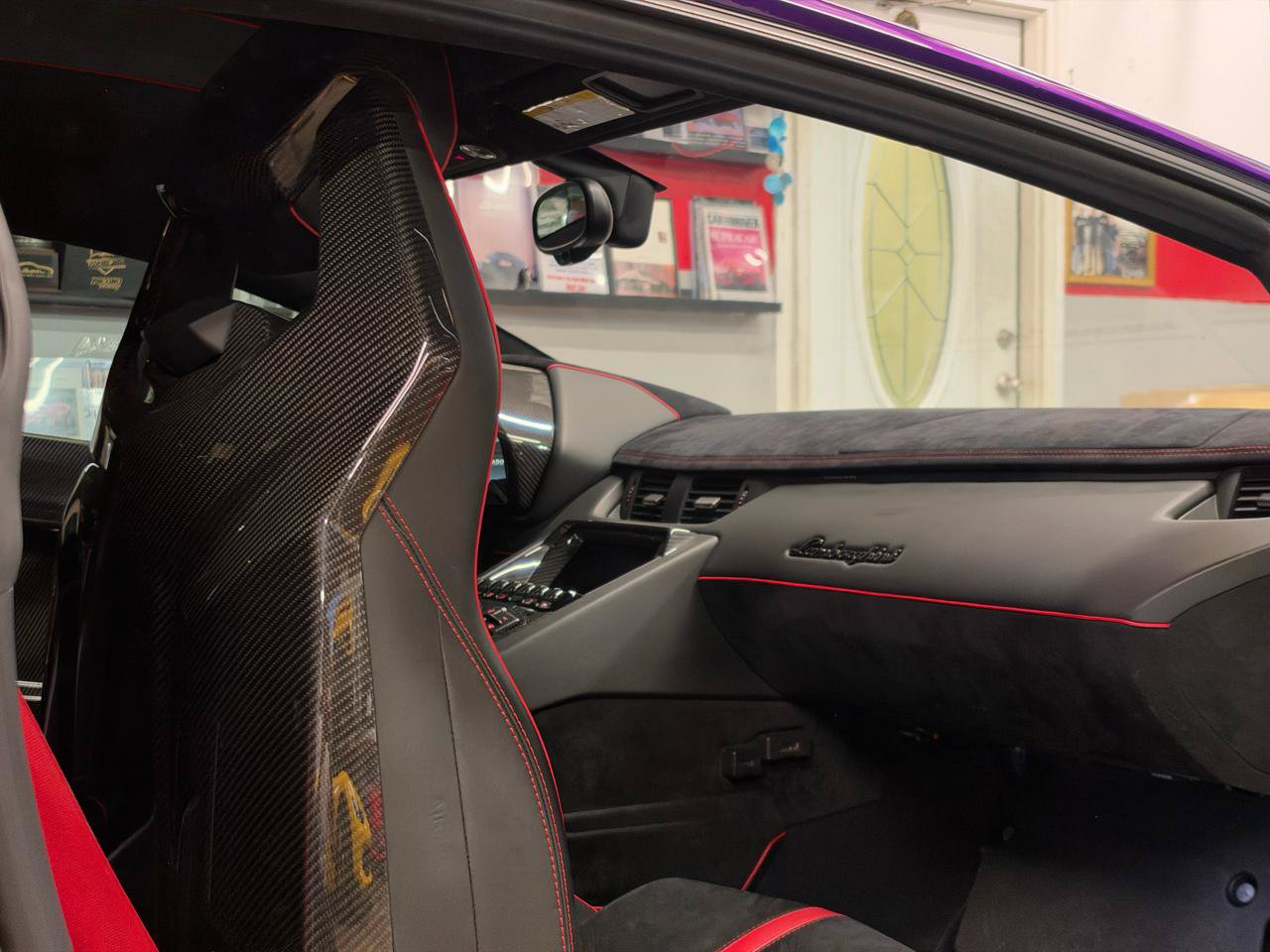 Used 2020 Lamborghini Aventador SVJ AWD/4WD image 34