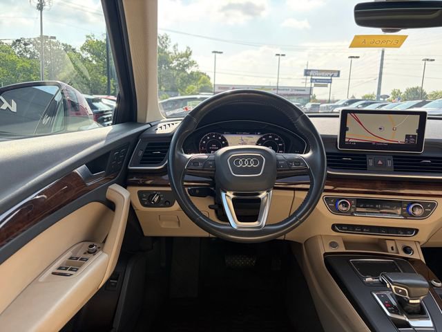 Used 2018 Audi Q5 2.0T Premium Plus AWD/4WD image 3