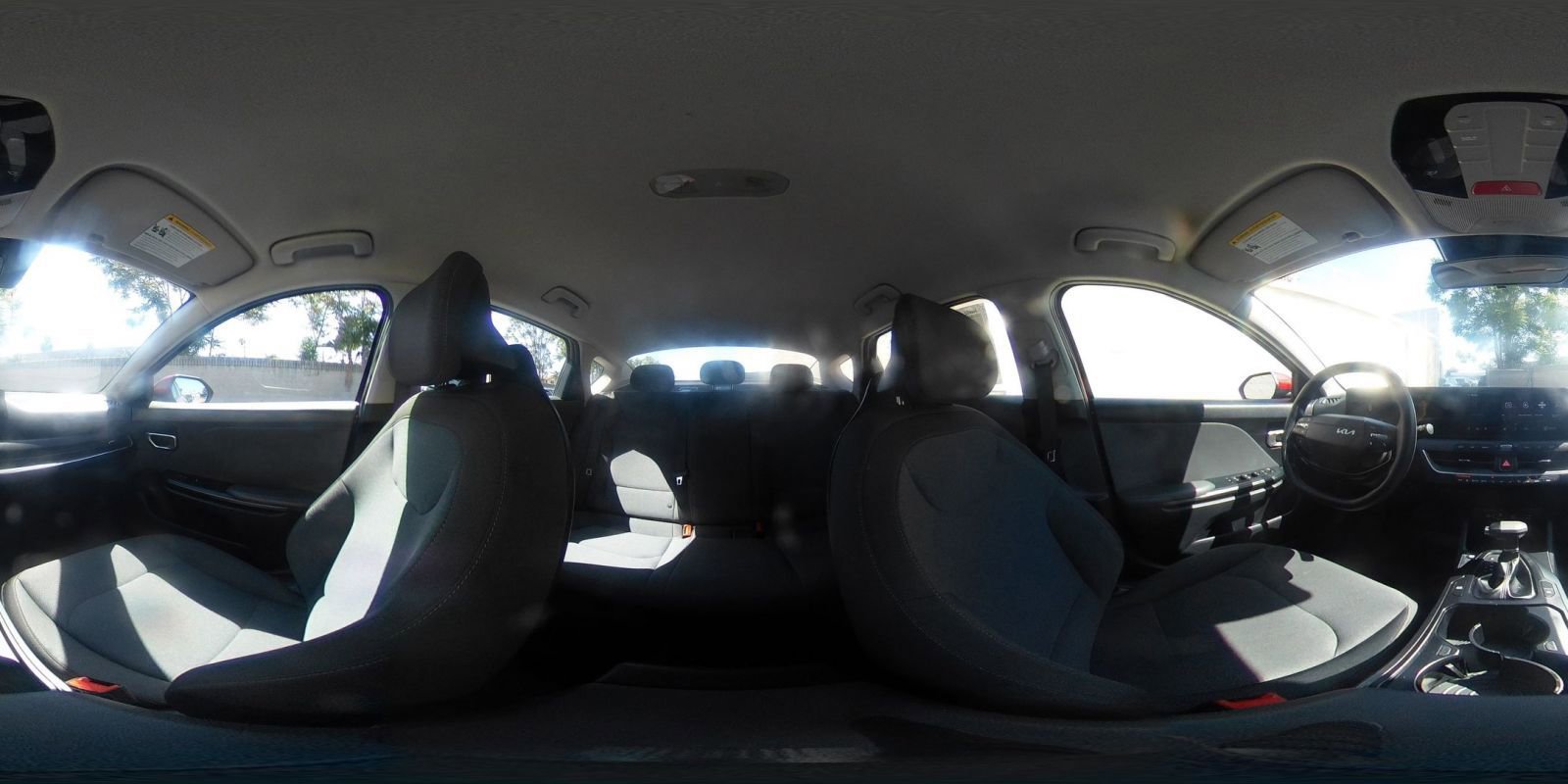 Used 2025 Kia K4 FWD image 41
