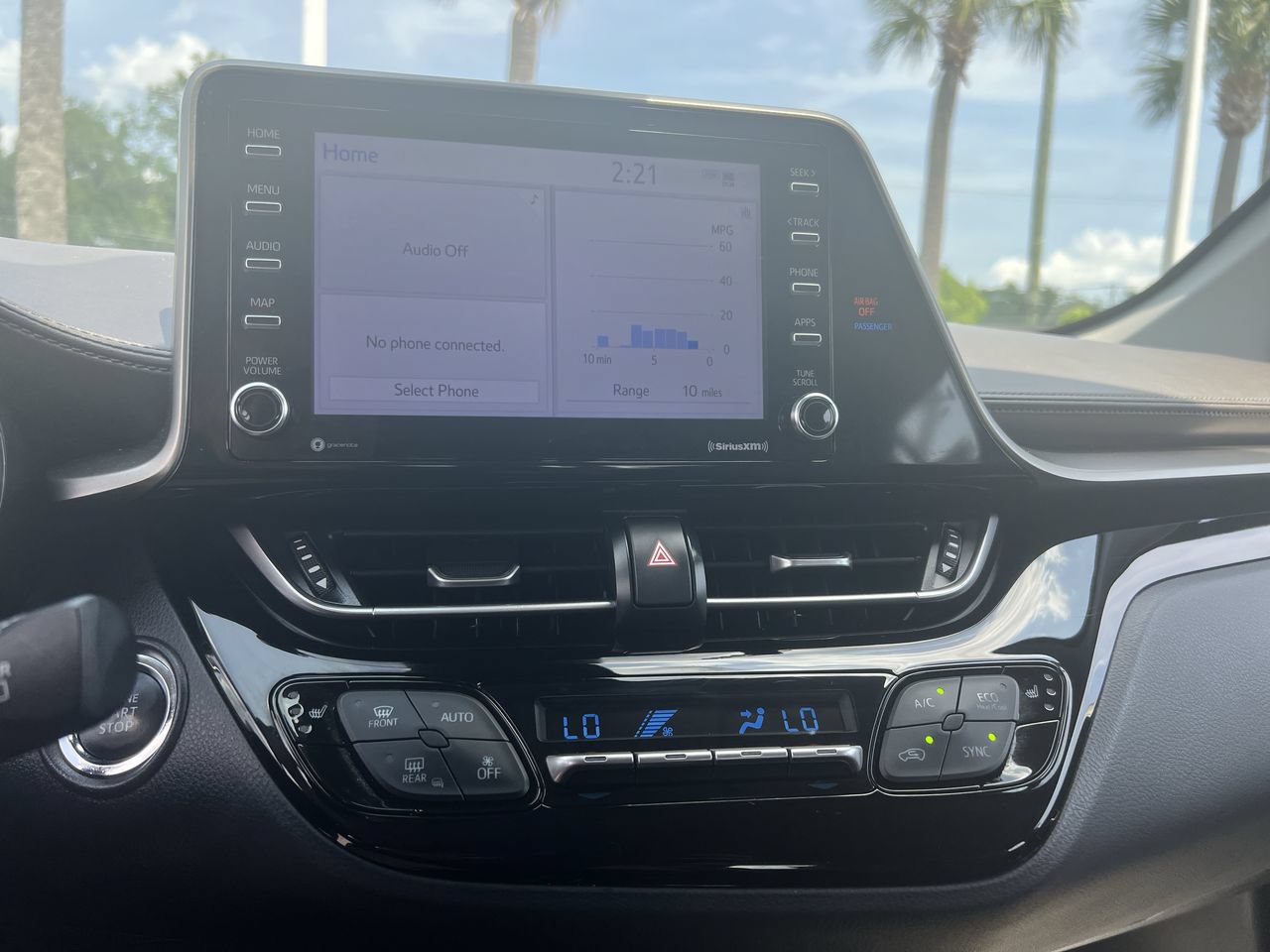 Used 2021 Toyota C-HR Limited FWD image 23
