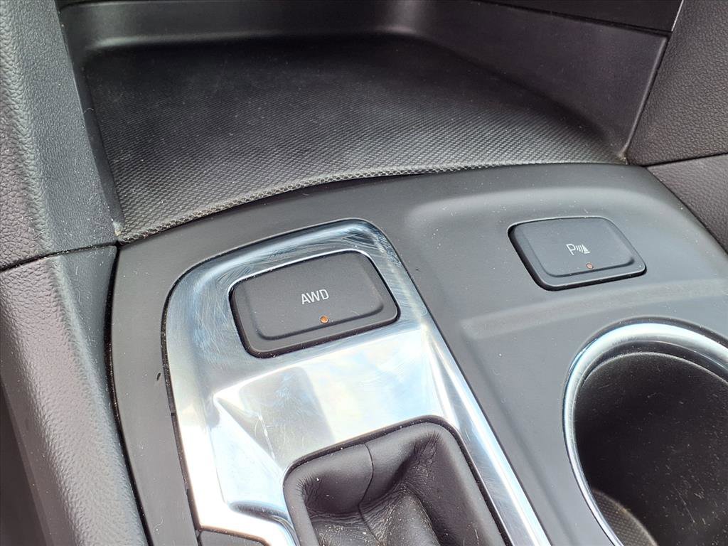 Used 2024 Chevrolet Equinox LT w/ LPO, Floor Liner Package image 18