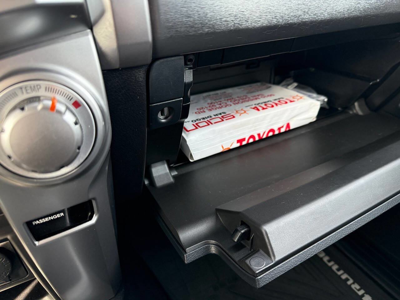 Used 2016 Toyota 4Runner SR5 image 26