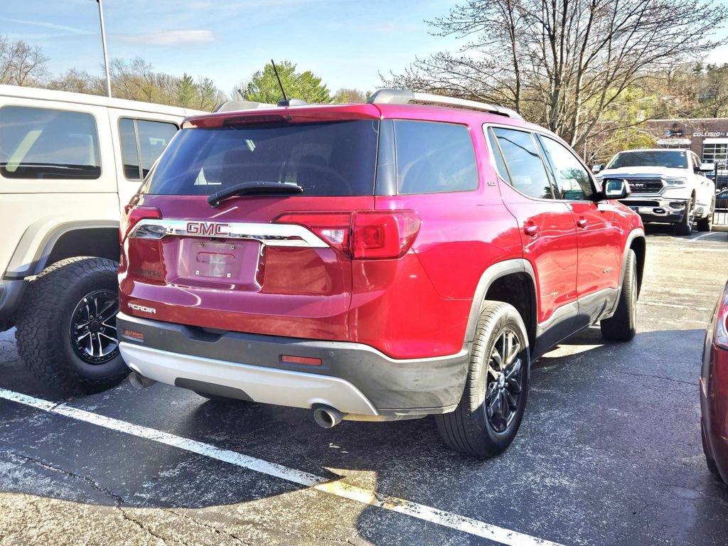 Used 2019 GMC Acadia SLT image 2