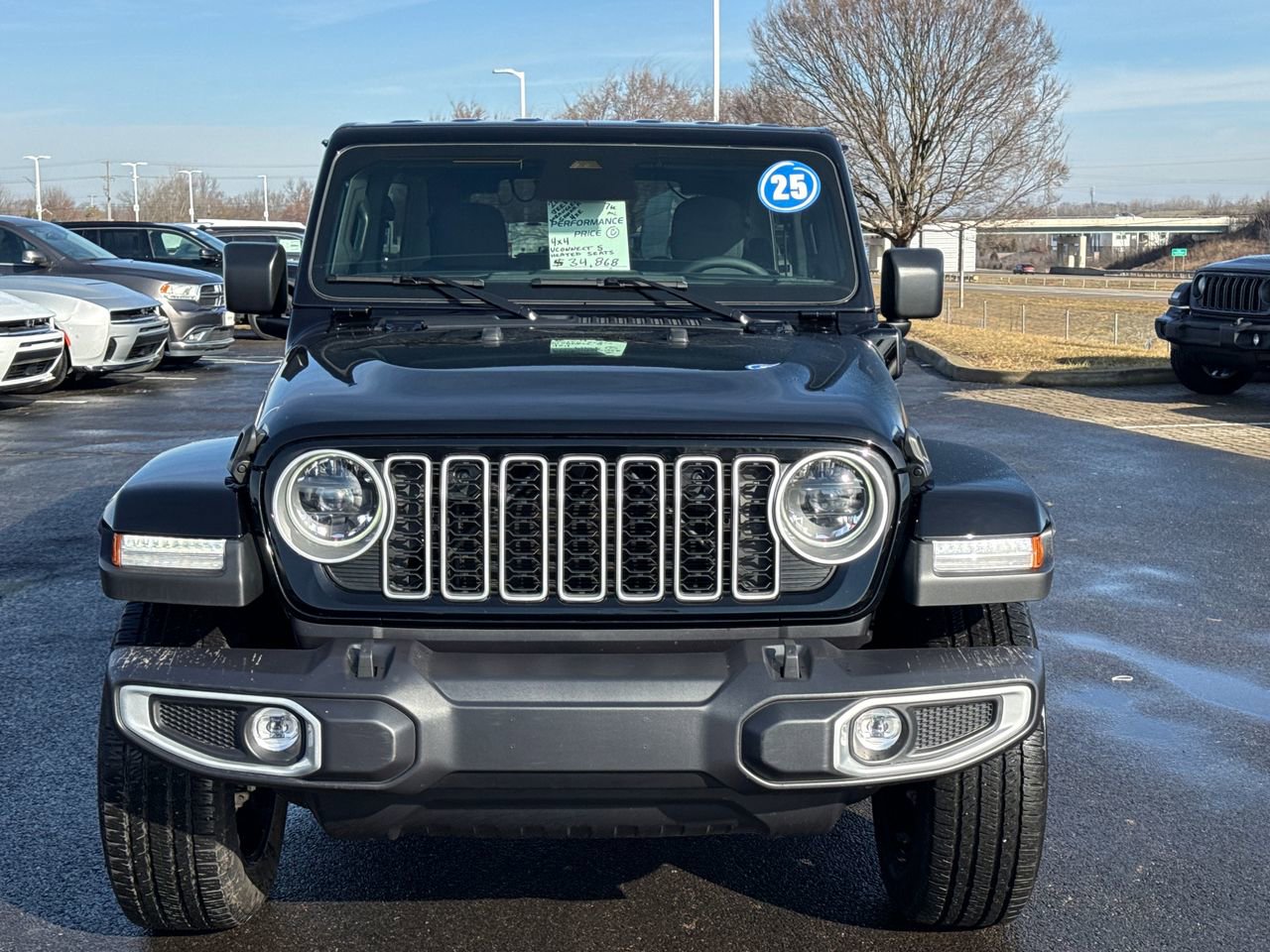 Used 2025 Jeep Wrangler Unlimited Sahara image 8