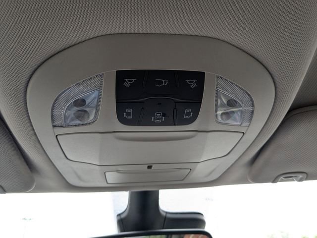Used 2023 Chrysler Pacifica Touring-L FWD image 30