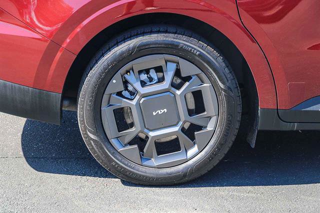 Used 2025 Kia Carnival SX image 10