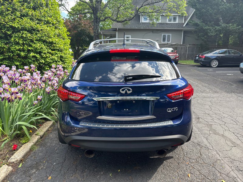 Used 2016 INFINITI QX70 AWD w/ Premium Package image 9