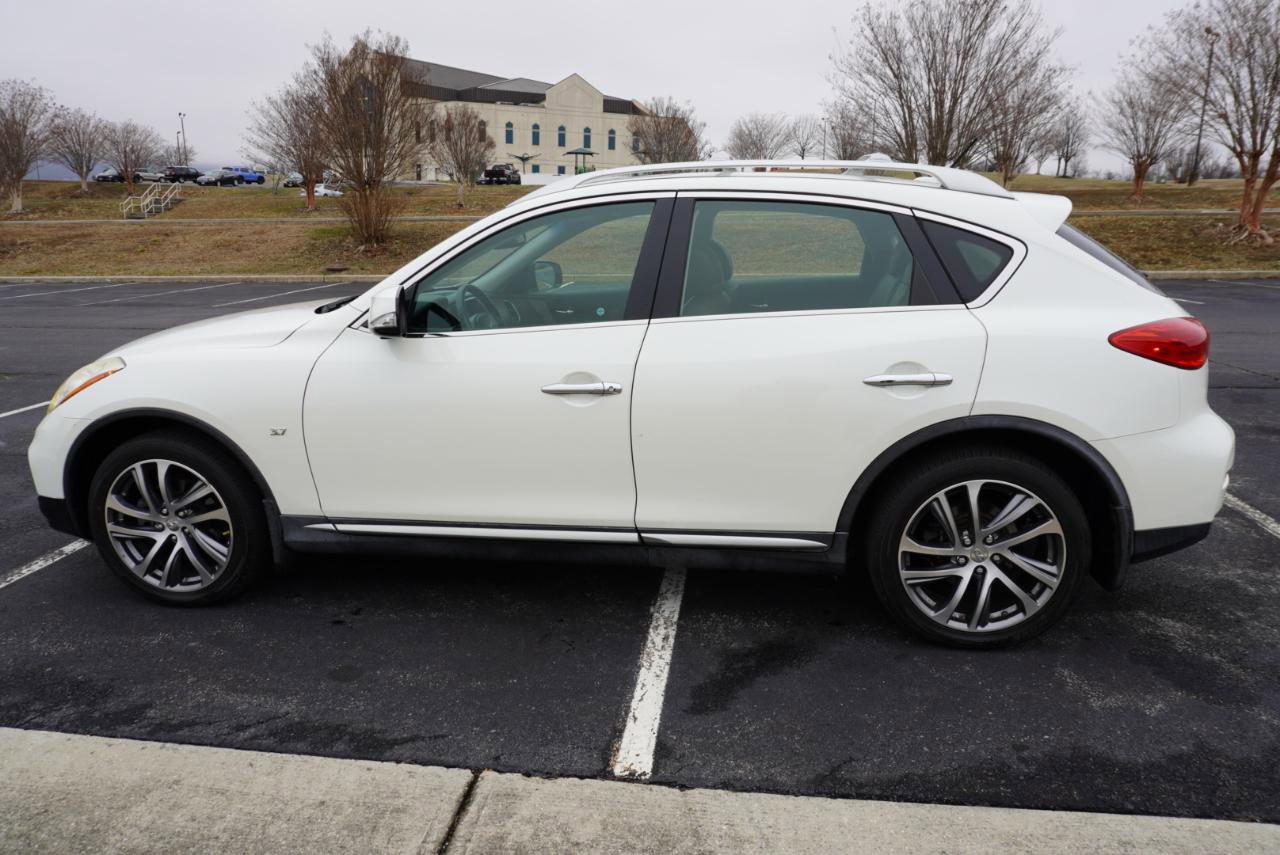 Used 2017 INFINITI QX50 AWD w/ Technology Package image 10