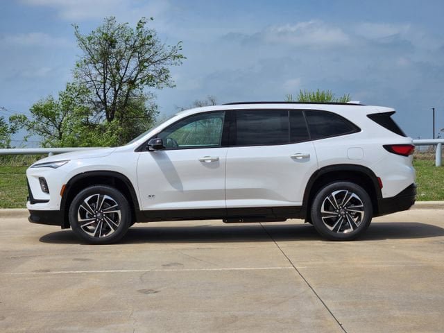 New 2025 Buick Enclave Sport Touring w/ Super Cruise Package FWD image 5