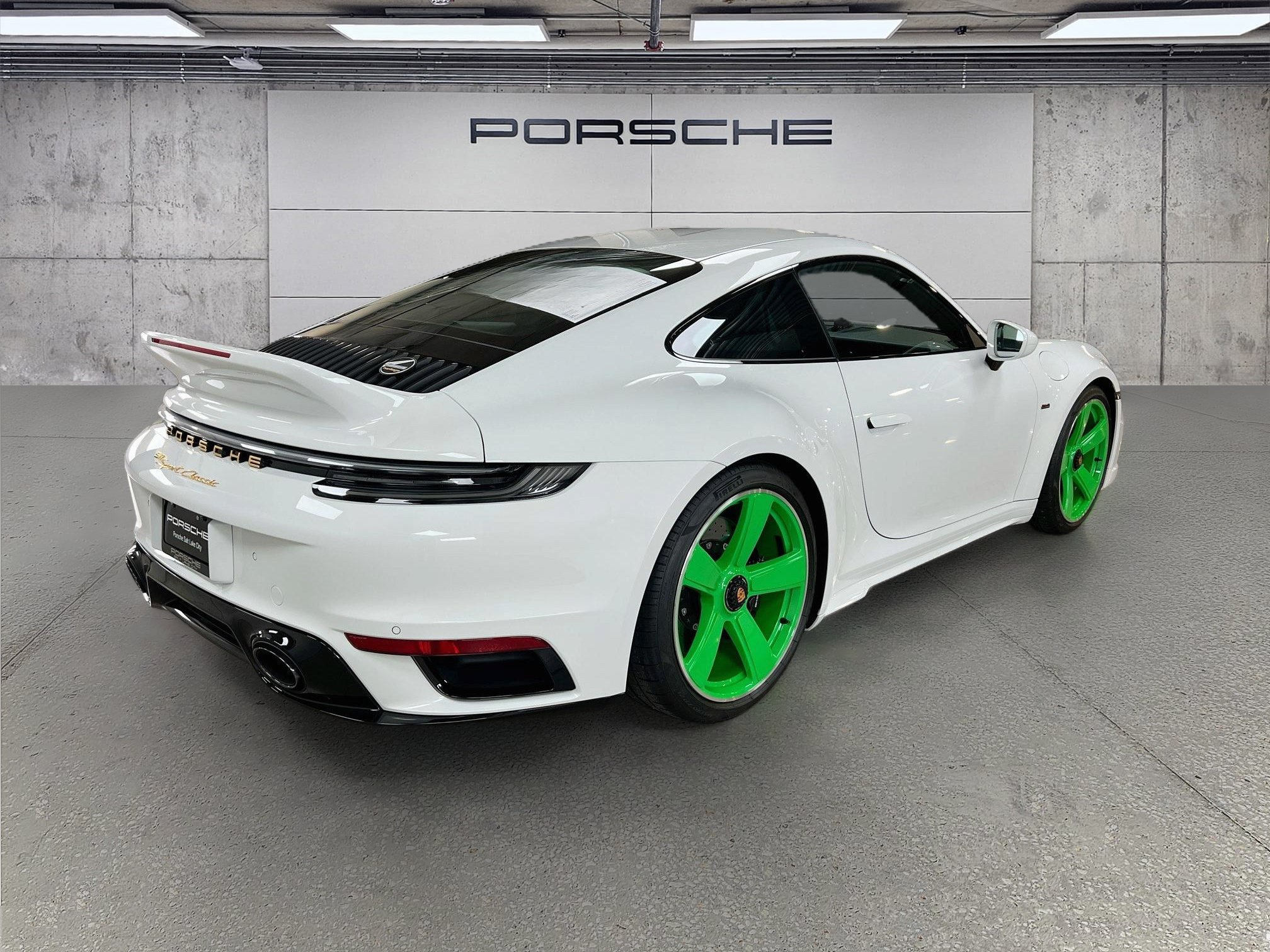 Certified 2023 Porsche 911 Sport Classic RWD image 9