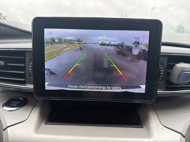 Used 2023 Ford Explorer XLT w/ Equipment Group 202A AWD/4WD image 33