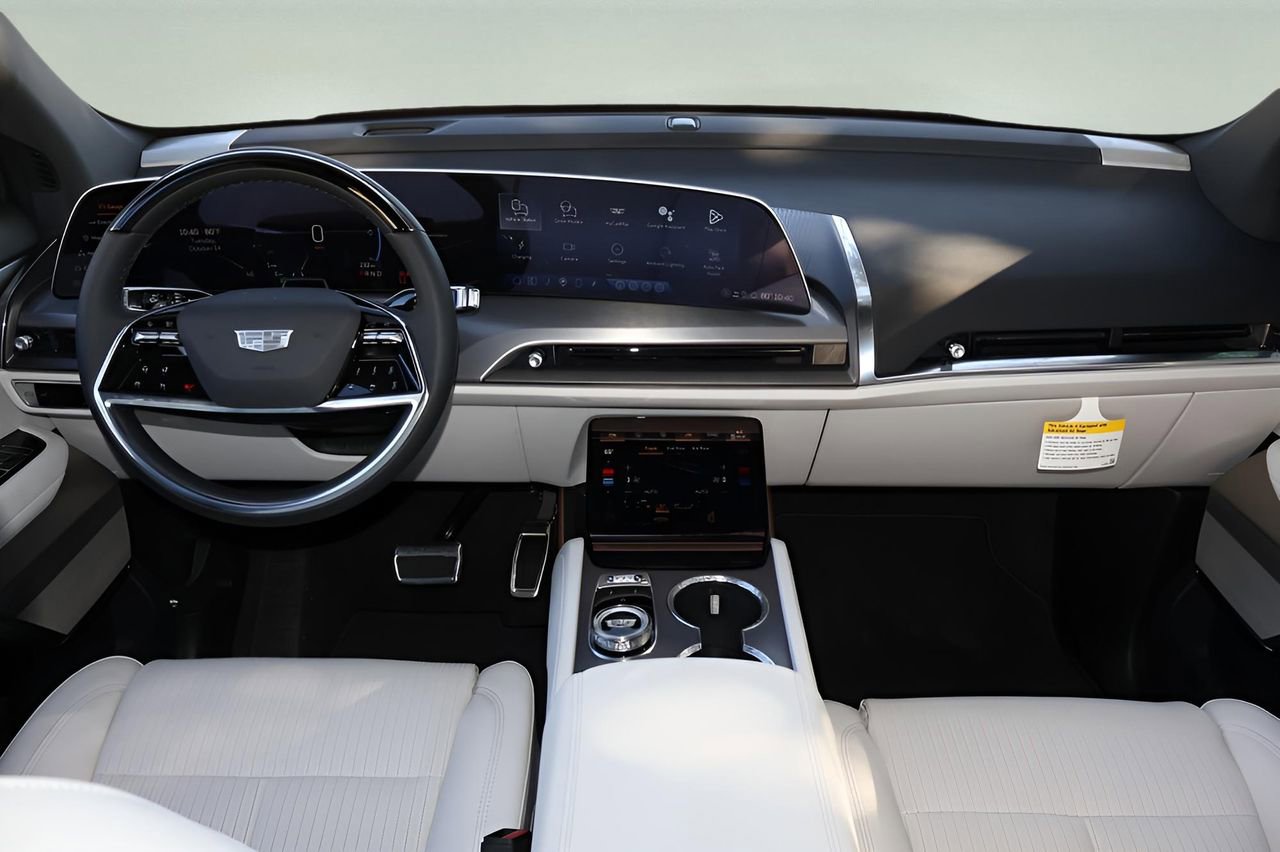 New 2026 Cadillac Vistiq Sport image 15