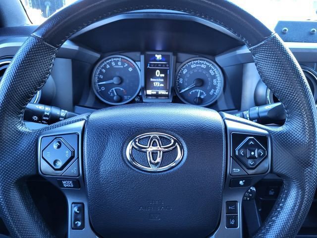 Used 2021 Toyota Tacoma TRD Off-Road w/ Technology Package image 15