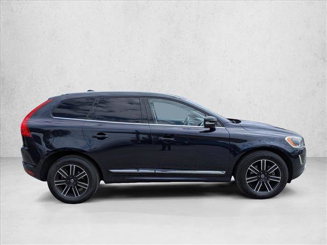 Used 2017 Volvo XC60 T5 Dynamic w/ Preferred Option Package FWD image 4