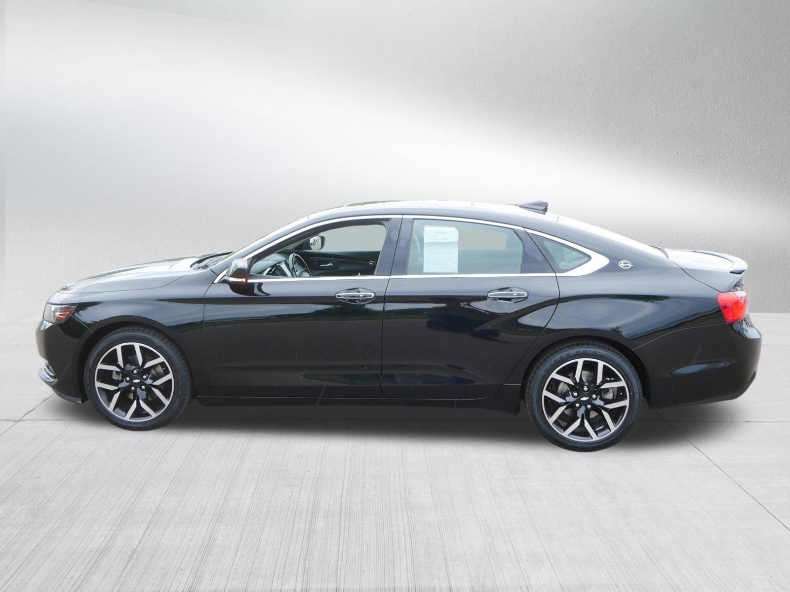 Used 2018 Chevrolet Impala Premier FWD image 4
