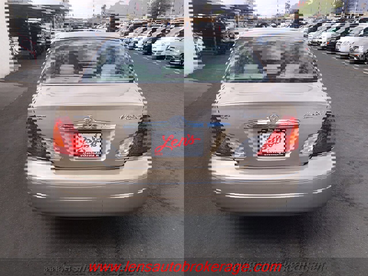 Used 2001 Toyota Avalon XLS FWD image 7