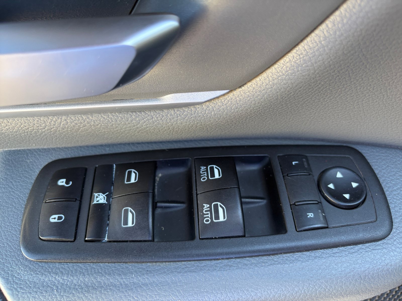Used 2022 RAM 1500 Big Horn AWD/4WD image 13