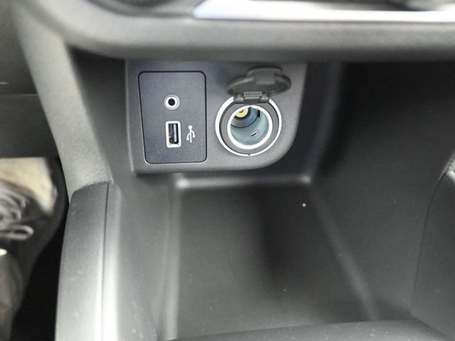 Used 2025 Nissan Kicks Play S image 22