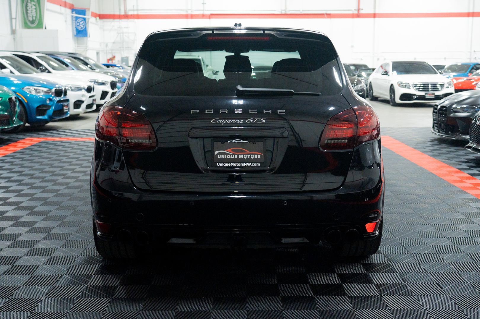 Used 2014 Porsche Cayenne GTS AWD/4WD image 5