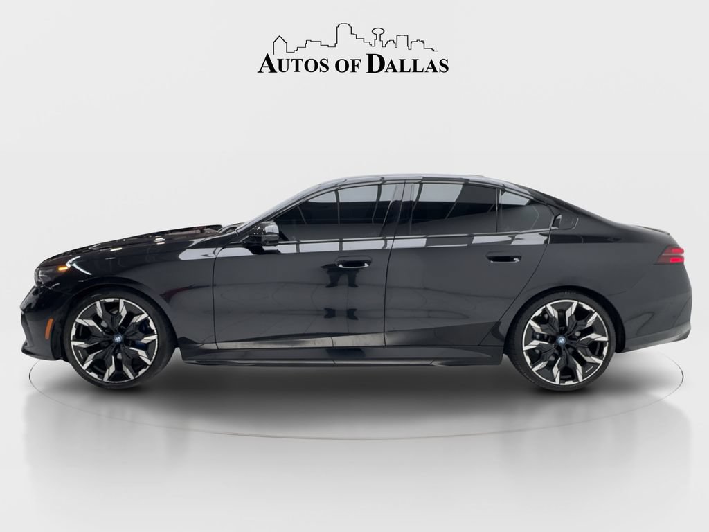 Used 2024 BMW i5 eDrive40i w/ Executive Package RWD image 5