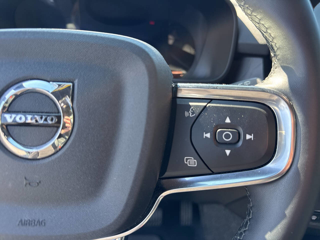 Used 2023 Volvo XC40 Recharge Ultimate w/ Protection Package Premier AWD/4WD image 20