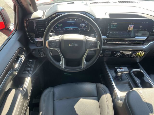 Used 2023 Chevrolet Silverado 1500 LT Trail Boss w/ Convenience Package II AWD/4WD image 16
