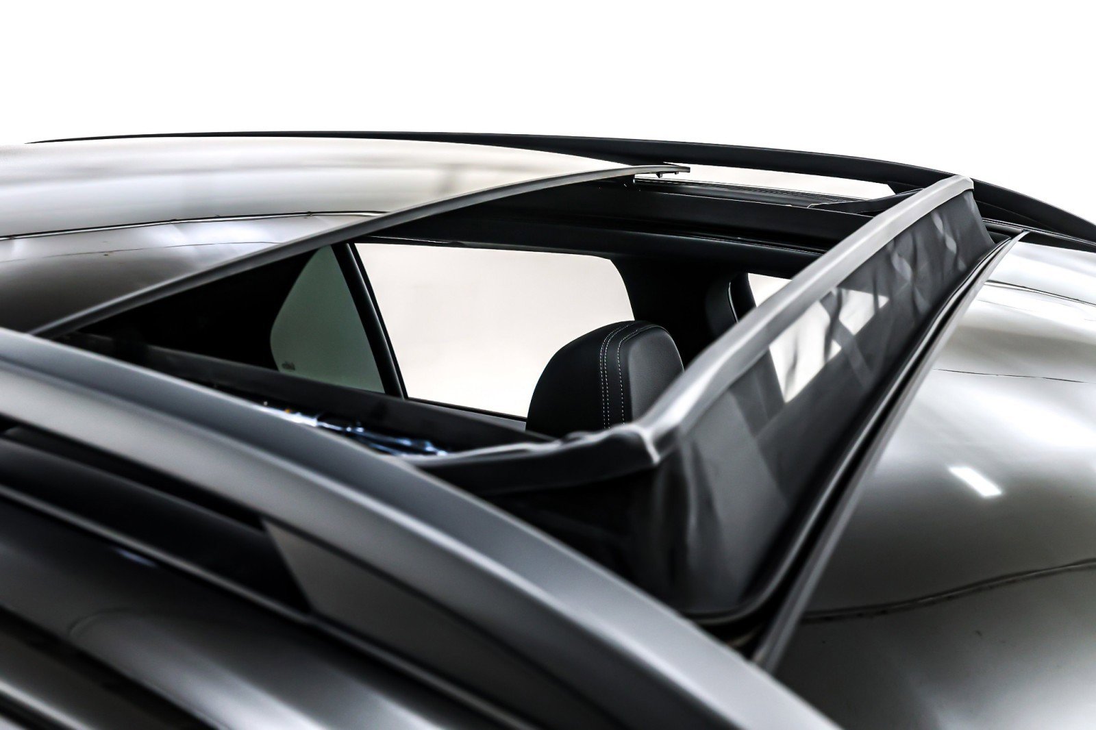 Used 2024 Mercedes-Benz GLE 350 4MATIC image 23