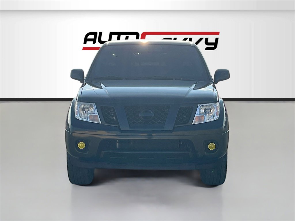 Used 2020 Nissan Frontier SV w/ Midnight Edition Floor Mats image 2