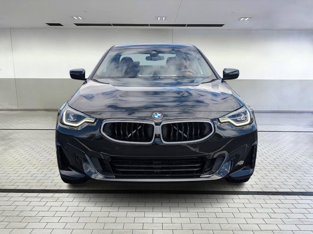 Used 2025 BMW 230i xDrive Coupe w/ Premium Package image 8