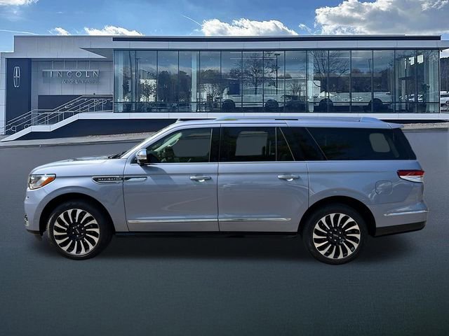 Used 2023 Lincoln Navigator L Black Label AWD/4WD image 4