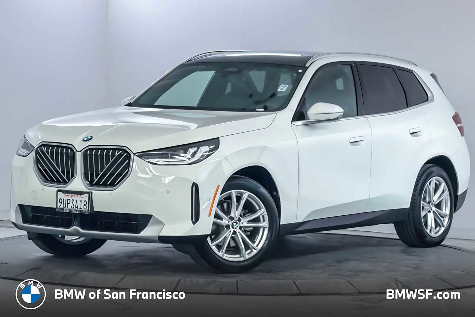 Used 2025 BMW X3 xDrive30i w/ Premium Package image 1