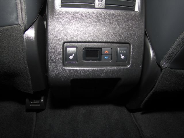 Used 2022 Mitsubishi Outlander SEL AWD/4WD image 17