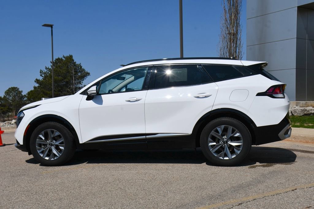 Used 2023 Kia Sportage SX FWD image 3