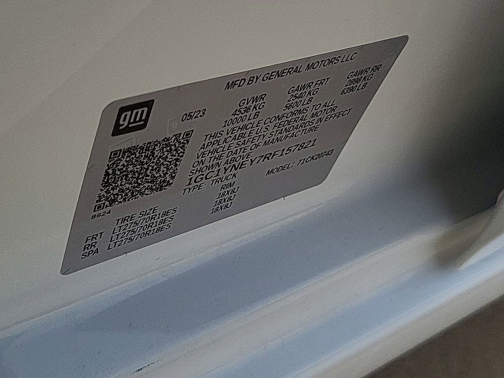 Used 2024 Chevrolet Silverado 2500 LT image 32