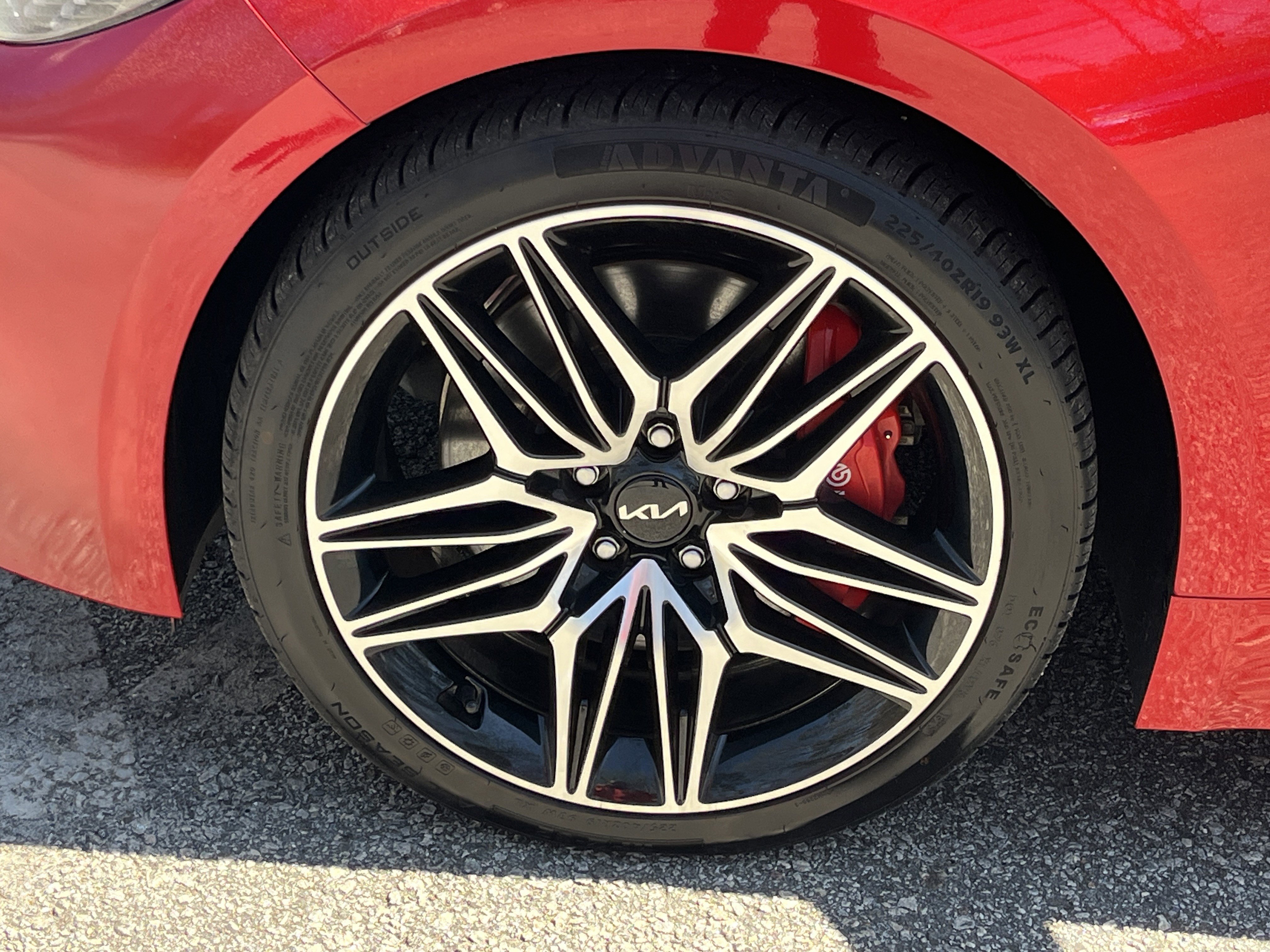 Used 2023 Kia Stinger GT2 image 36