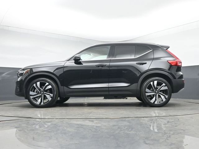 Used 2023 Volvo XC40 B5 Plus w/ Protection Package Premier AWD/4WD image 38
