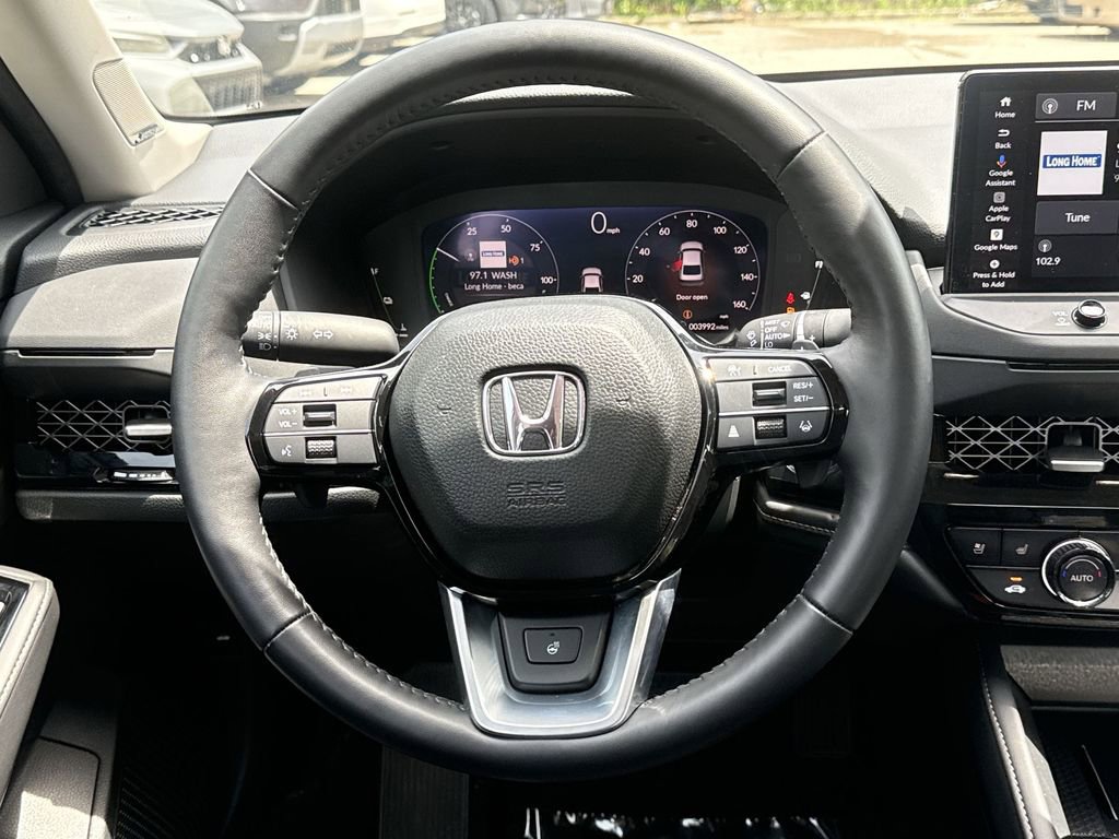 Used 2025 Honda Accord Touring image 11