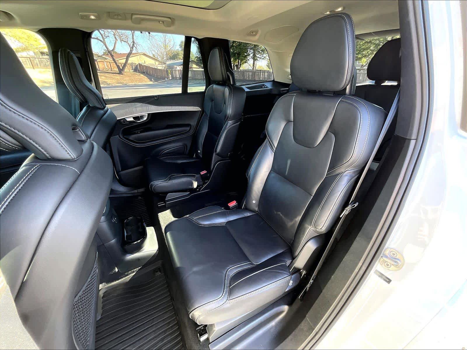 Used 2024 Volvo XC90 T8 Ultimate w/ Protection Package Premier AWD/4WD image 29