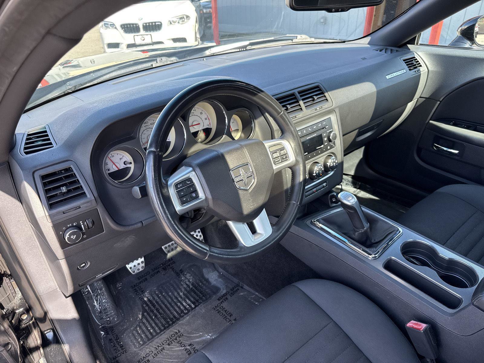 Used 2012 Dodge Challenger R/T image 15