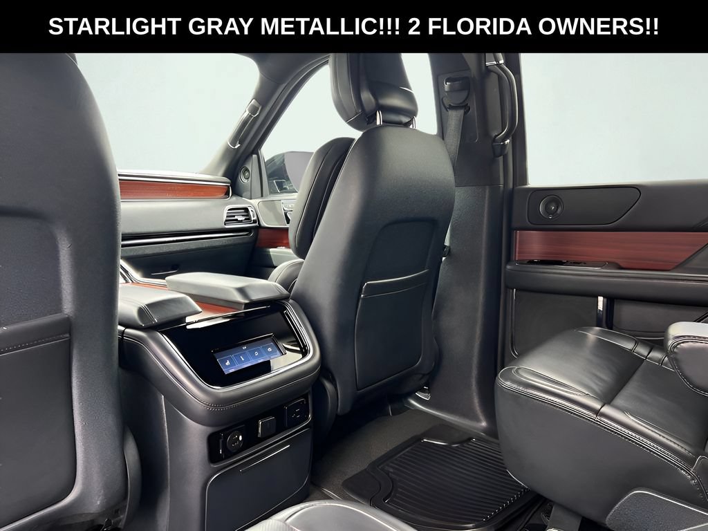 Used 2023 Lincoln Navigator 4WD image 22