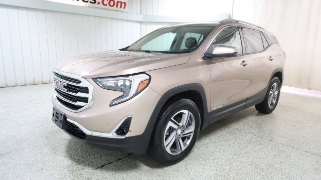 Used 2018 GMC Terrain SLT image 2