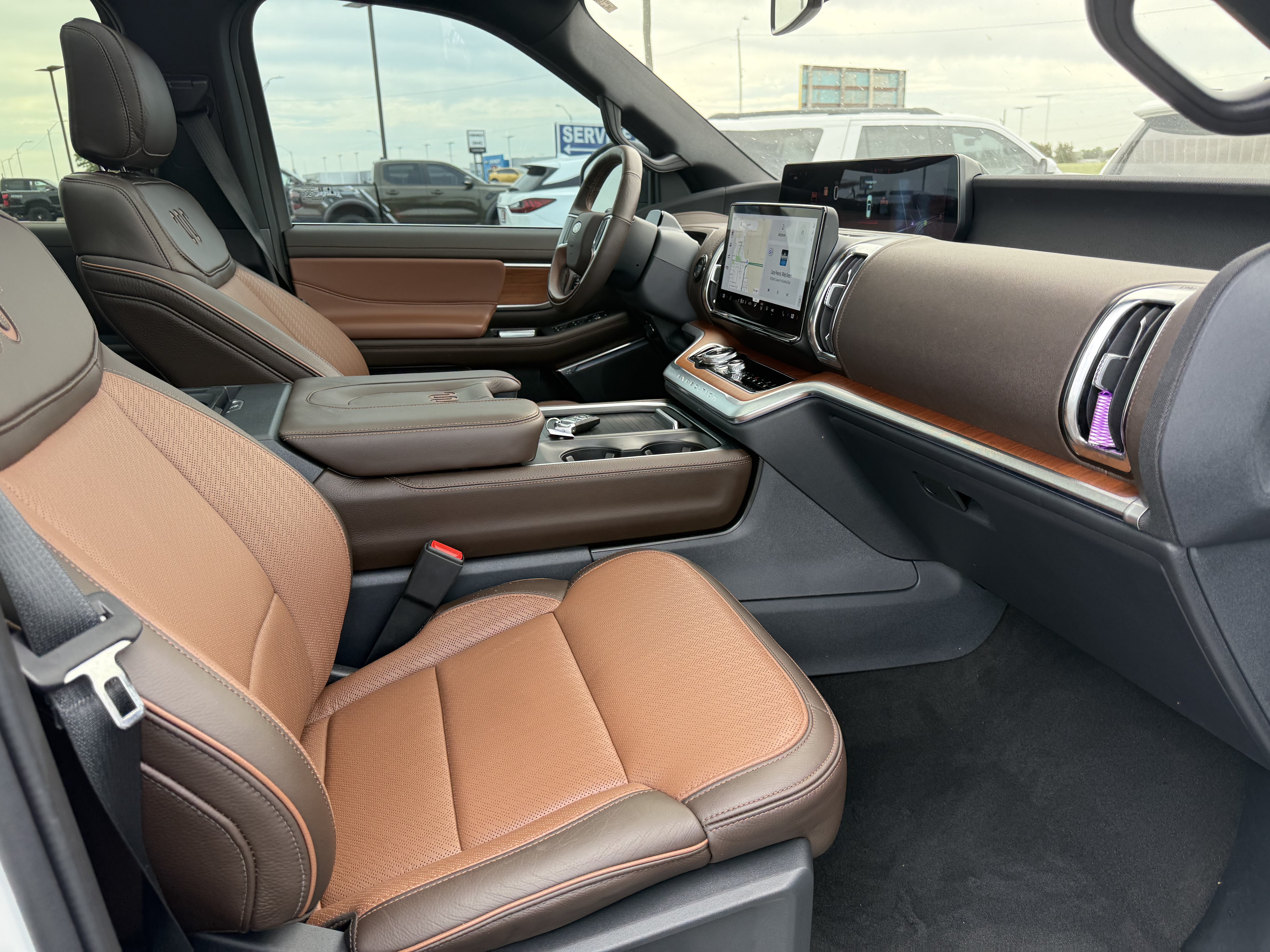 Used 2025 Ford Expedition Max King Ranch AWD/4WD image 10