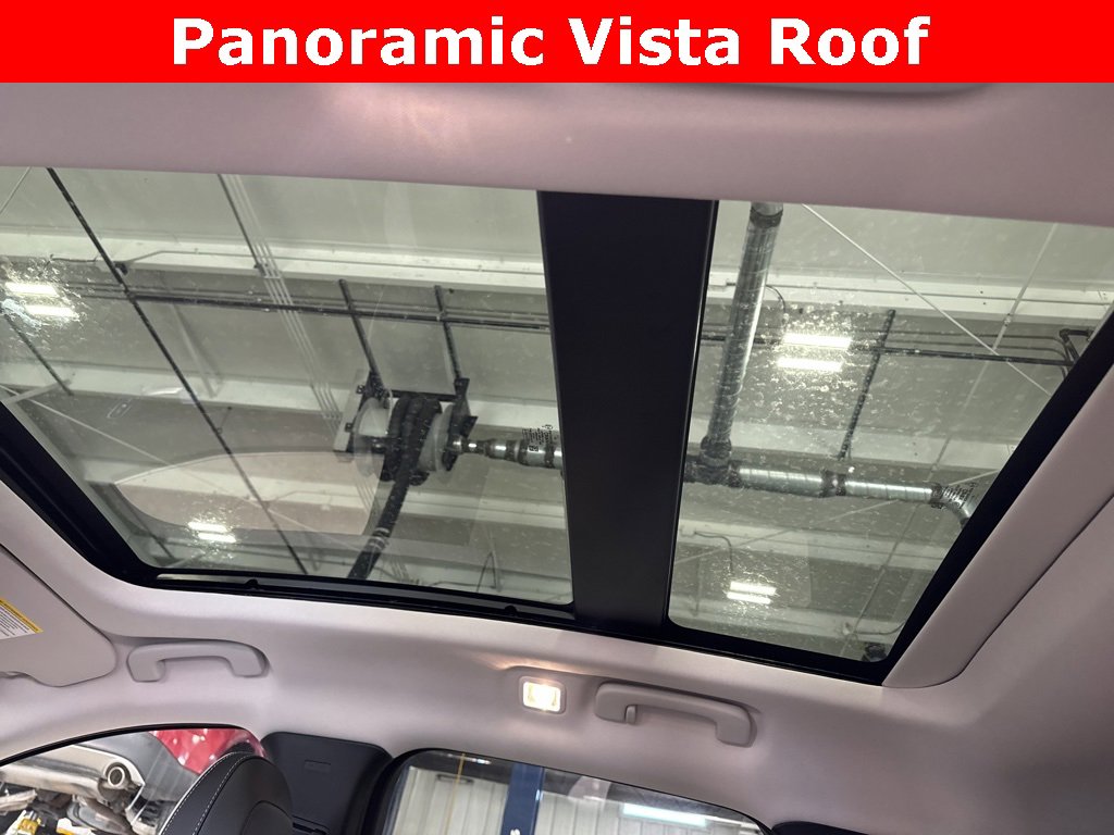 New 2025 Ford Escape SE w/ PHEV Premium Package image 3