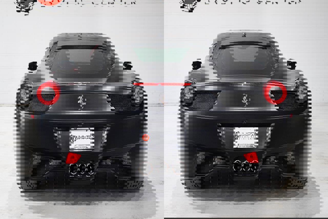 Used 2011 Ferrari 458 Italia Coupe image 3