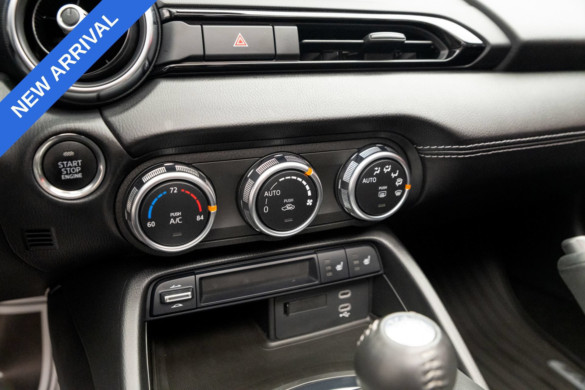 Used 2024 MAZDA MX-5 Miata RF Grand Touring RWD image 17