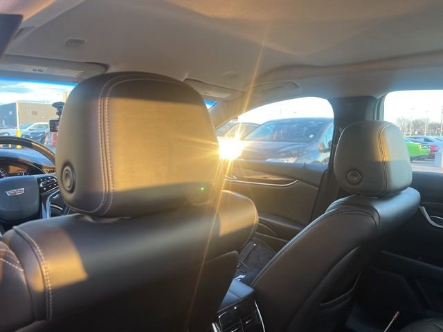 Used 2017 Cadillac XTS Luxury image 7