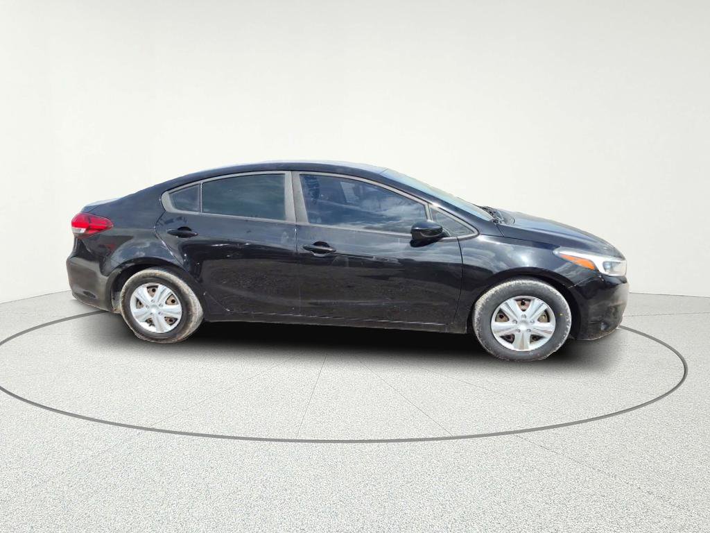 Used 2018 Kia Forte LX image 7