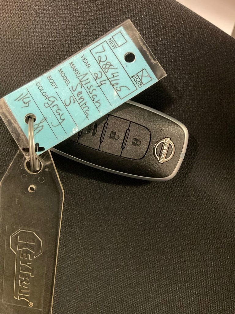 Used 2024 Nissan Sentra S image 32