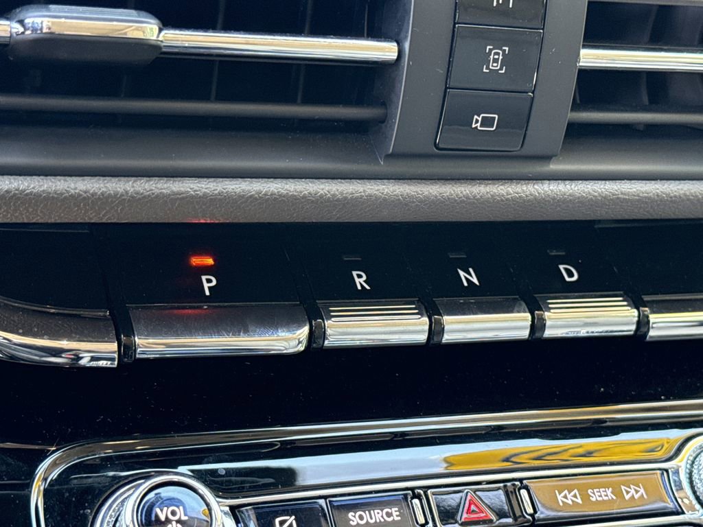Used 2020 Lincoln Corsair FWD w/ Premium Package image 39