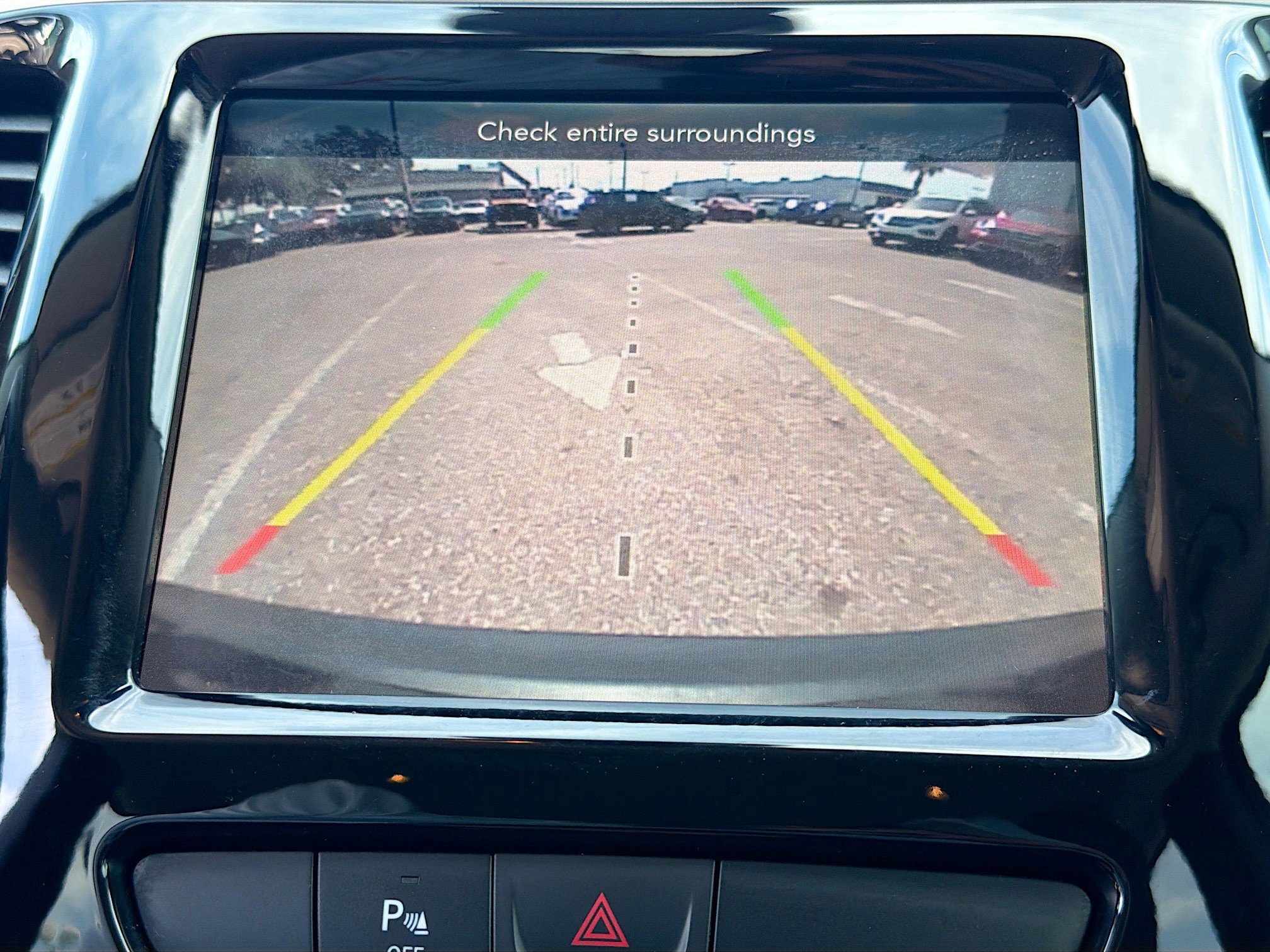 Used 2019 Jeep Cherokee Limited FWD image 31